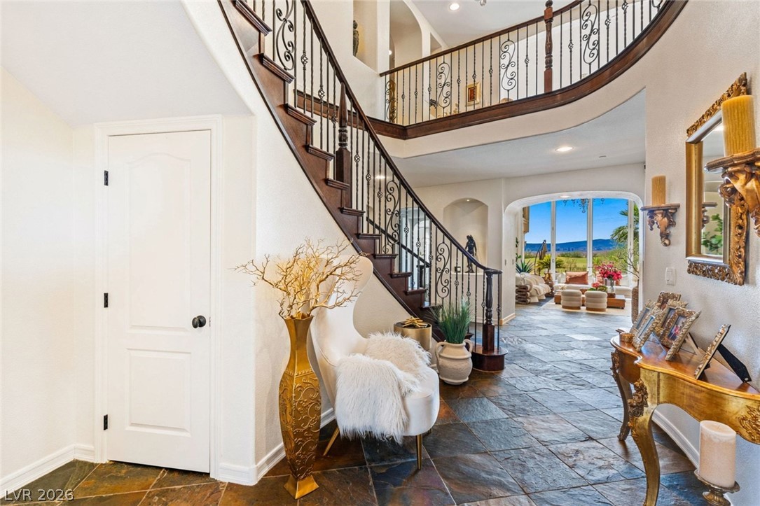 69 Contrada Fiore Drive Property Photo 17