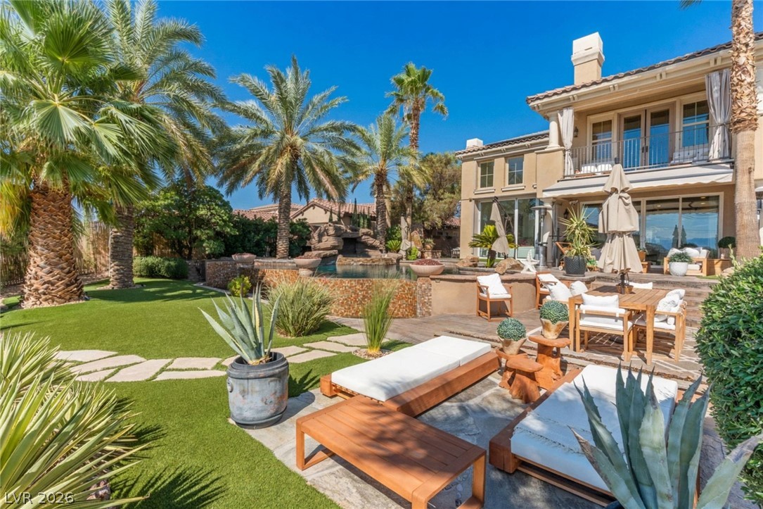 69 Contrada Fiore Drive Property Photo 19