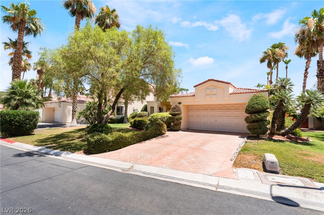 5216 Painted Lakes Way Property Photo 2