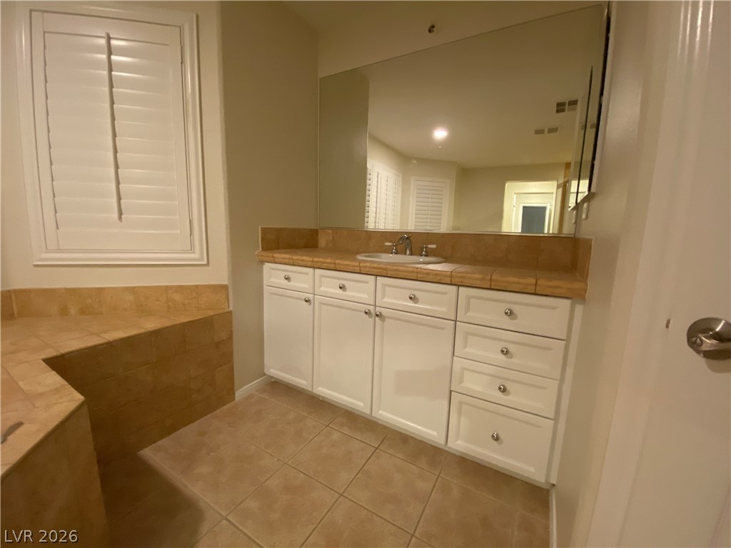 9337 Outer Banks Avenue Property Photo 45