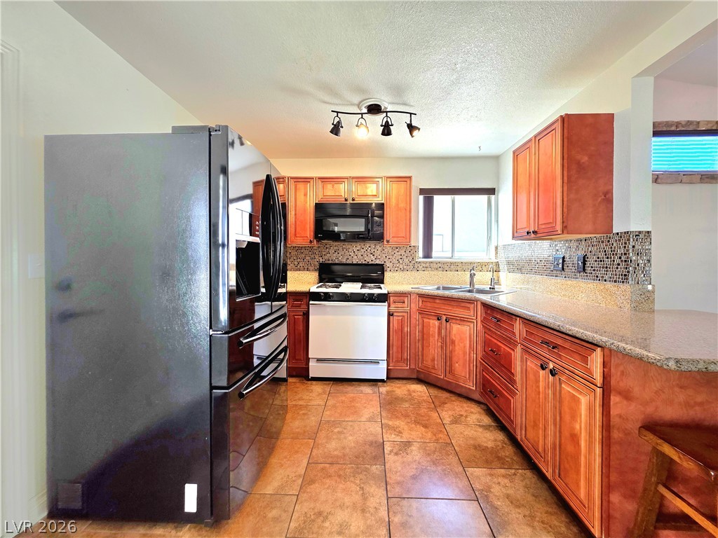 1723 Candice Property Photo 7