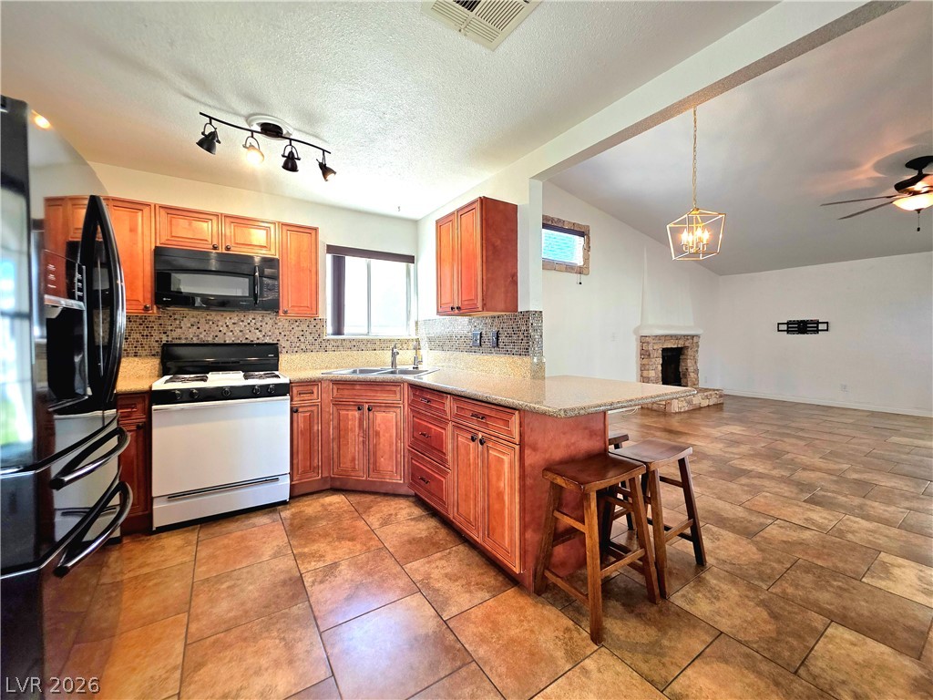 1723 Candice Property Photo 9