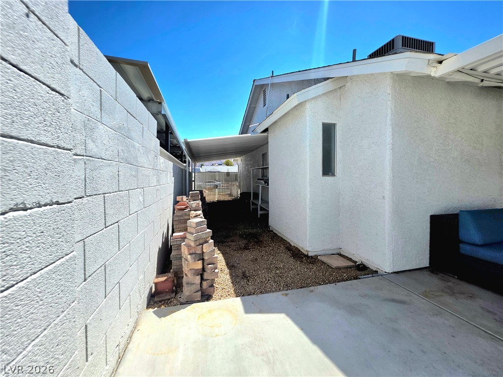 1723 Candice Property Photo 28