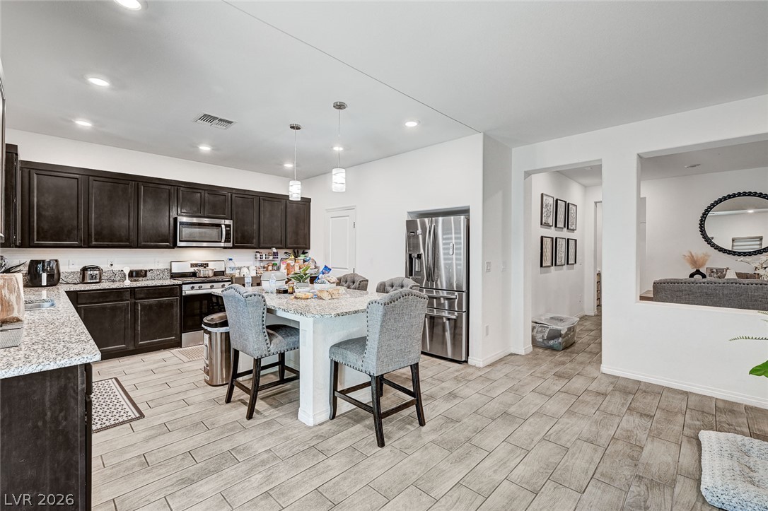 645 Soaring Wings Avenue Property Photo 11