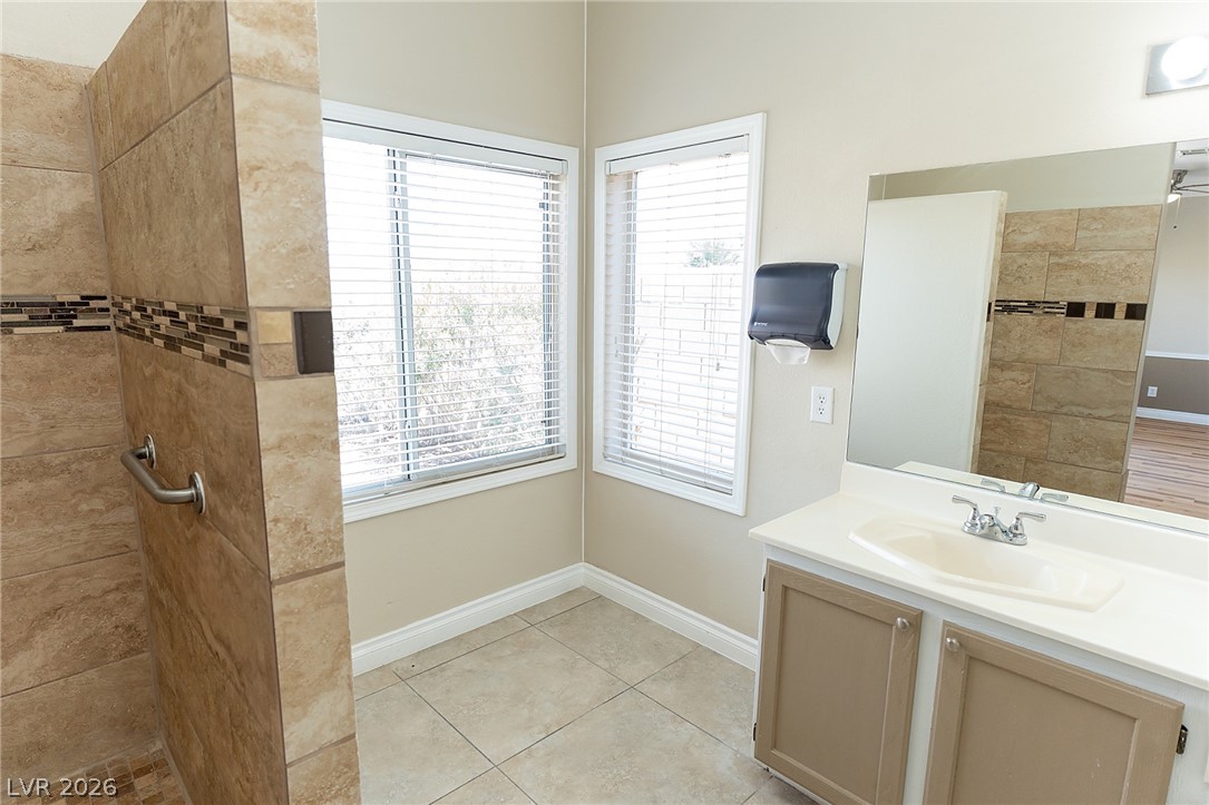 9708 Enniskeen Avenue Property Photo 14