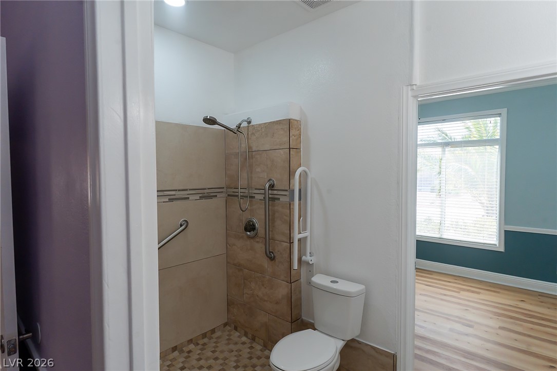 9708 Enniskeen Avenue Property Photo 22