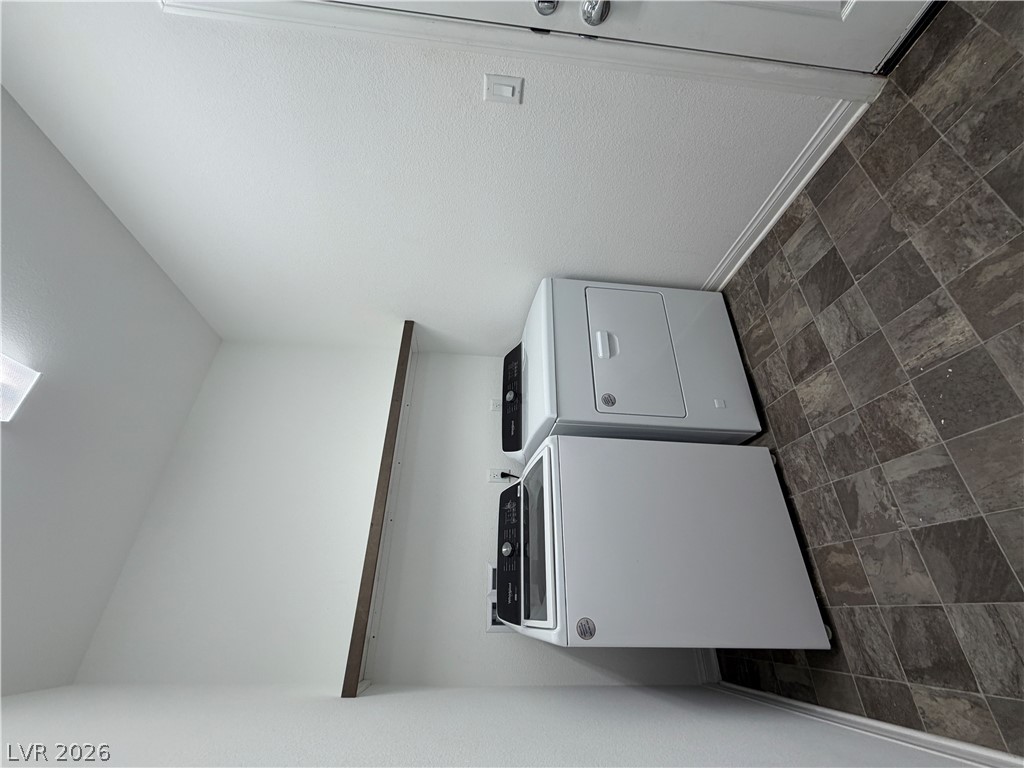 7869 Tyrell Peaks Street Property Photo 9