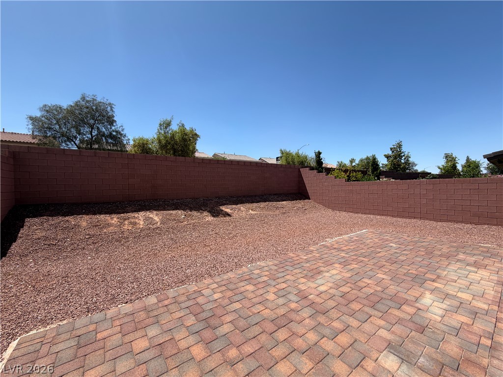 7869 Tyrell Peaks Street Property Photo 29