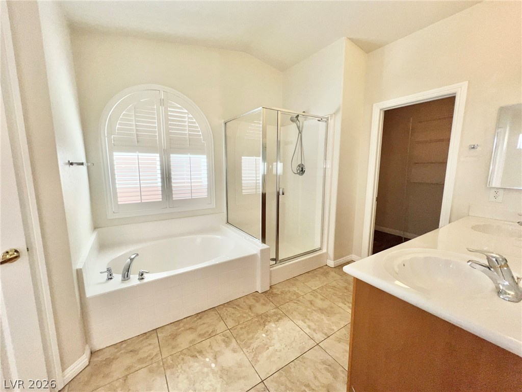 5014 Tunnel Falls Drive Property Photo 20