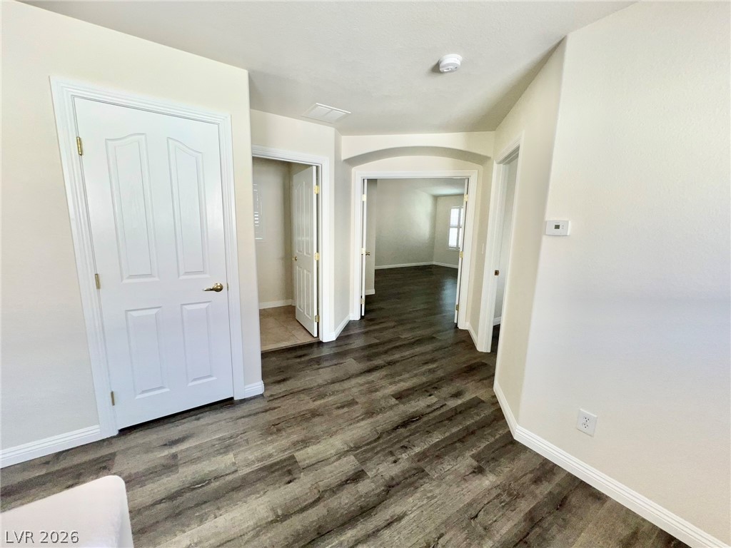 5014 Tunnel Falls Drive Property Photo 31