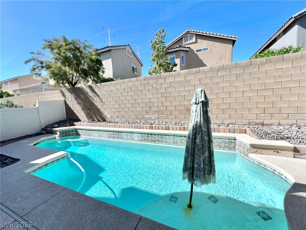 5014 Tunnel Falls Drive Property Photo 39