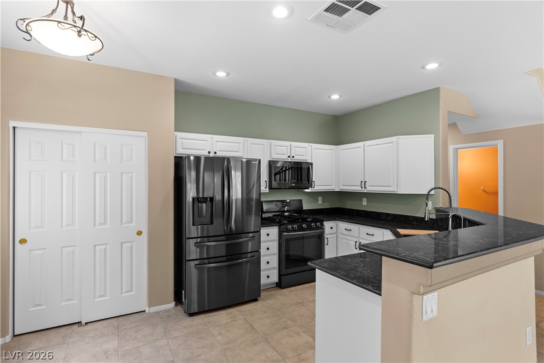 98 Dow Jones Street 2 Property Photo 2