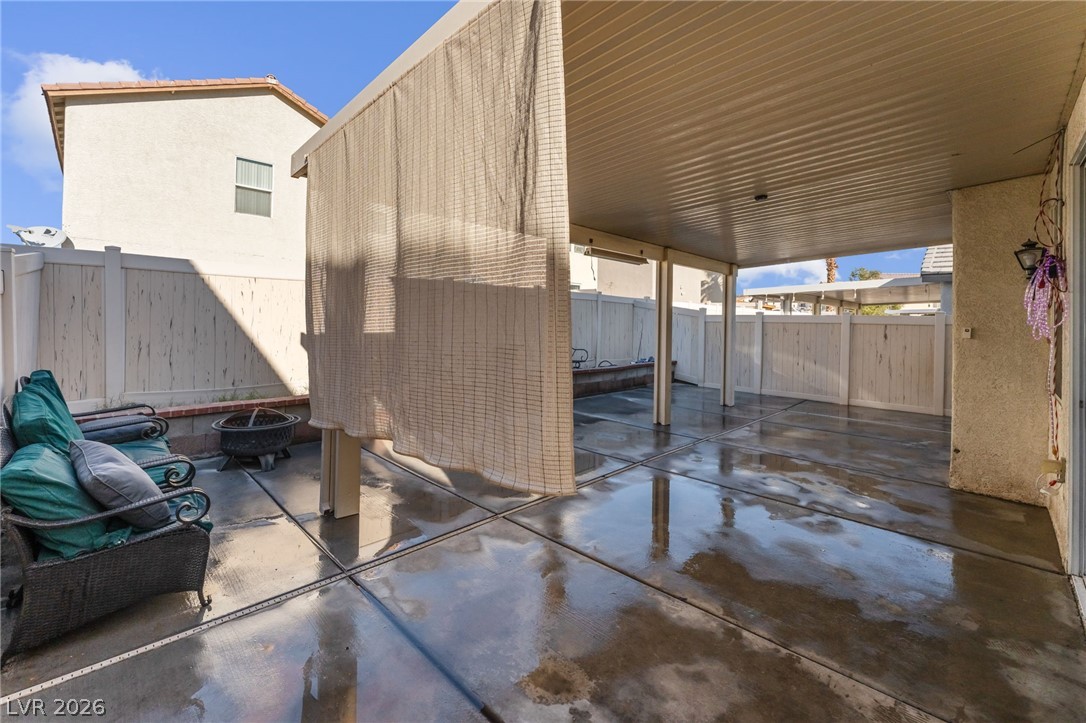 4217 Walnut Glen Drive Property Photo 4