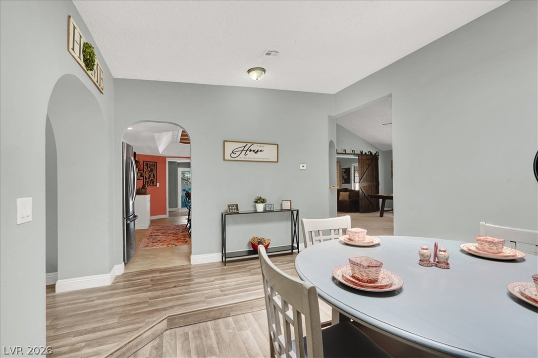 5008 Donnie Avenue Property Photo 11