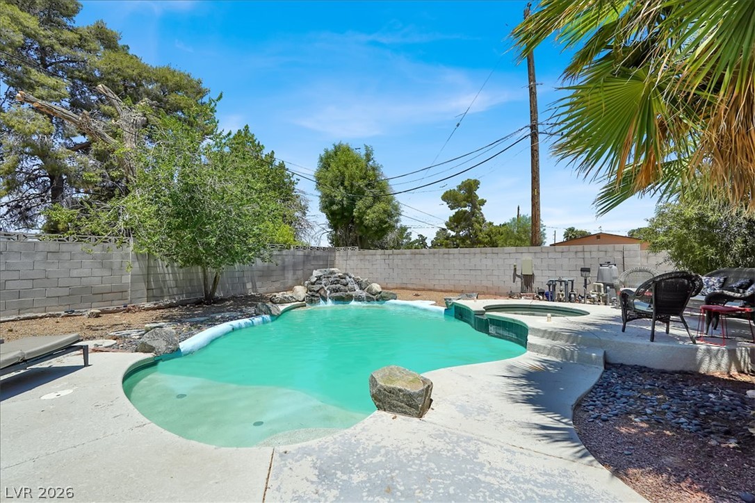 5008 Donnie Avenue Property Photo 41
