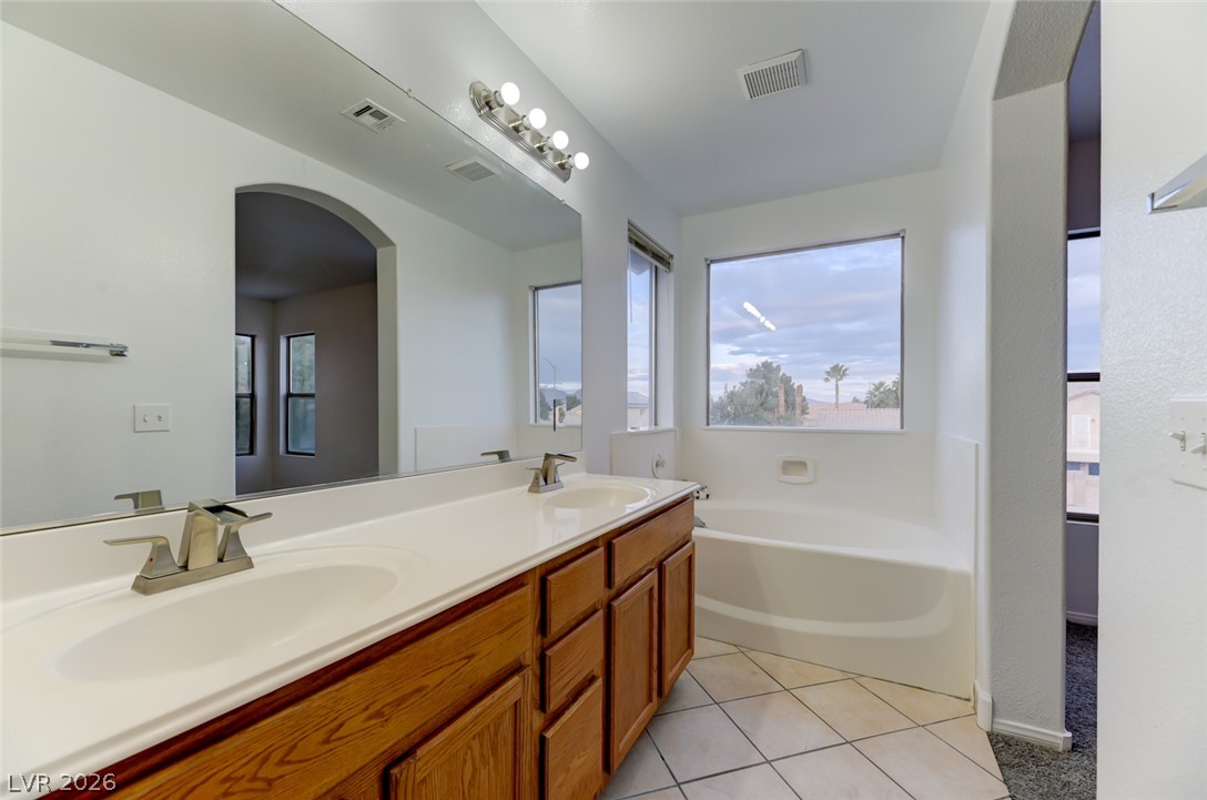 4548 Grand Rock Drive Property Photo 10