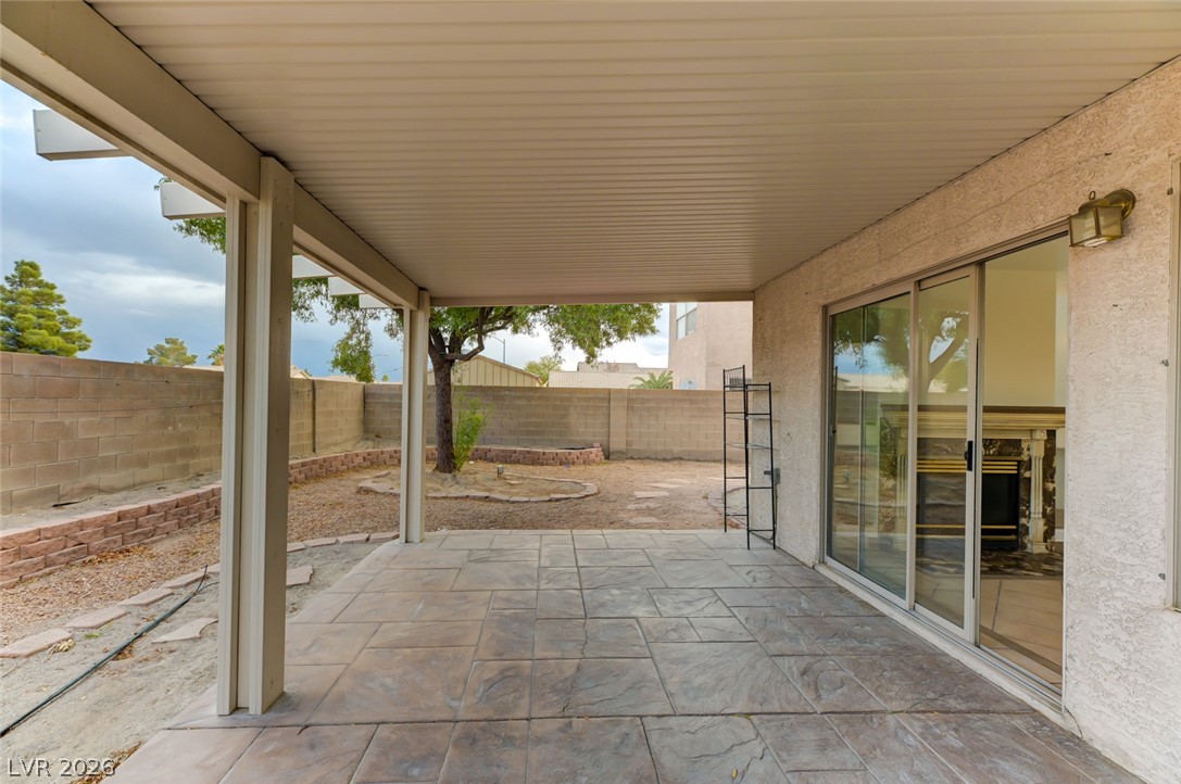 4548 Grand Rock Drive Property Photo 18