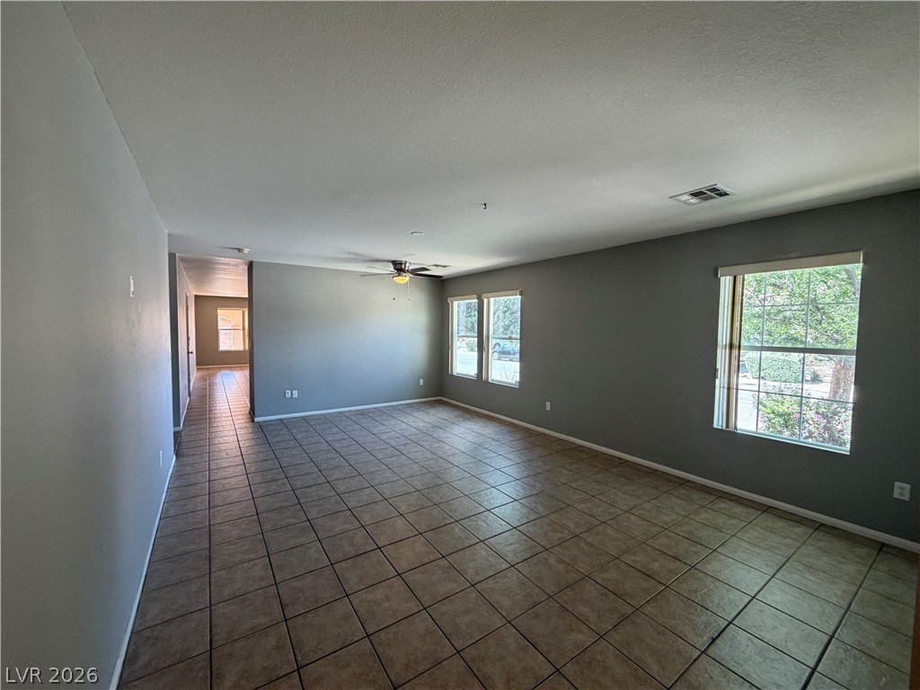 11037 Parete Court Property Photo 2