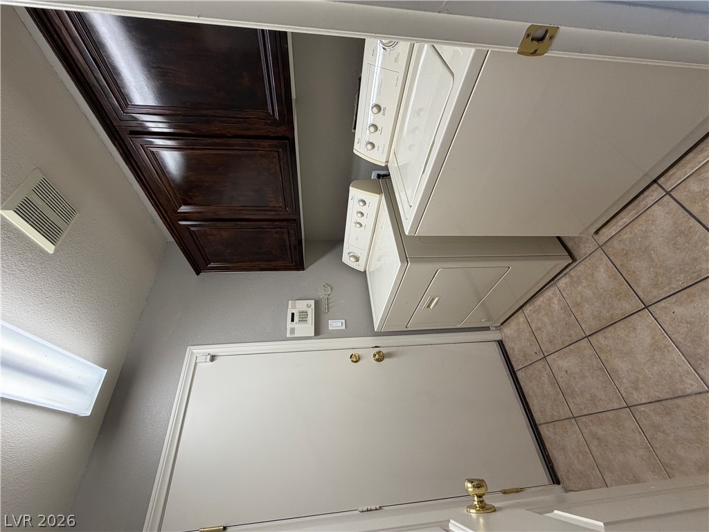 11037 Parete Court Property Photo 10