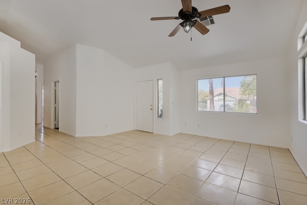 4714 Carmar Drive Property Photo 4
