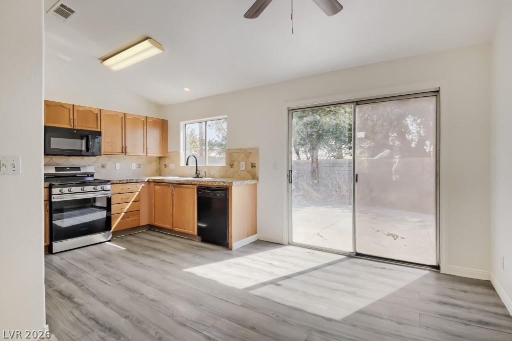 4714 Carmar Drive Property Photo 8