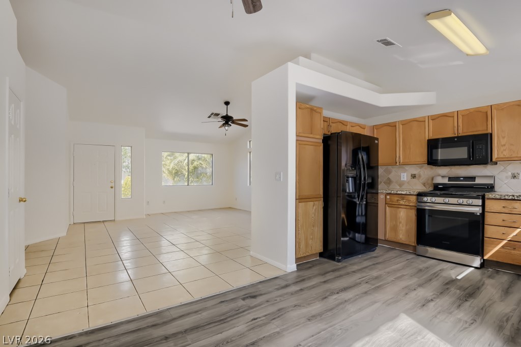 4714 Carmar Drive Property Photo 10