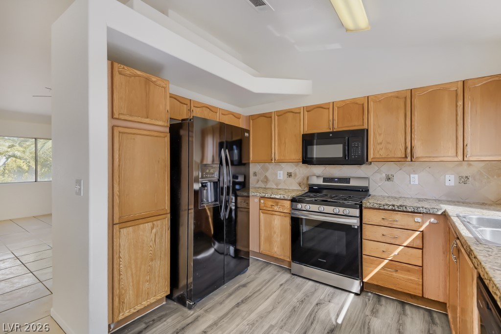 4714 Carmar Drive Property Photo 12