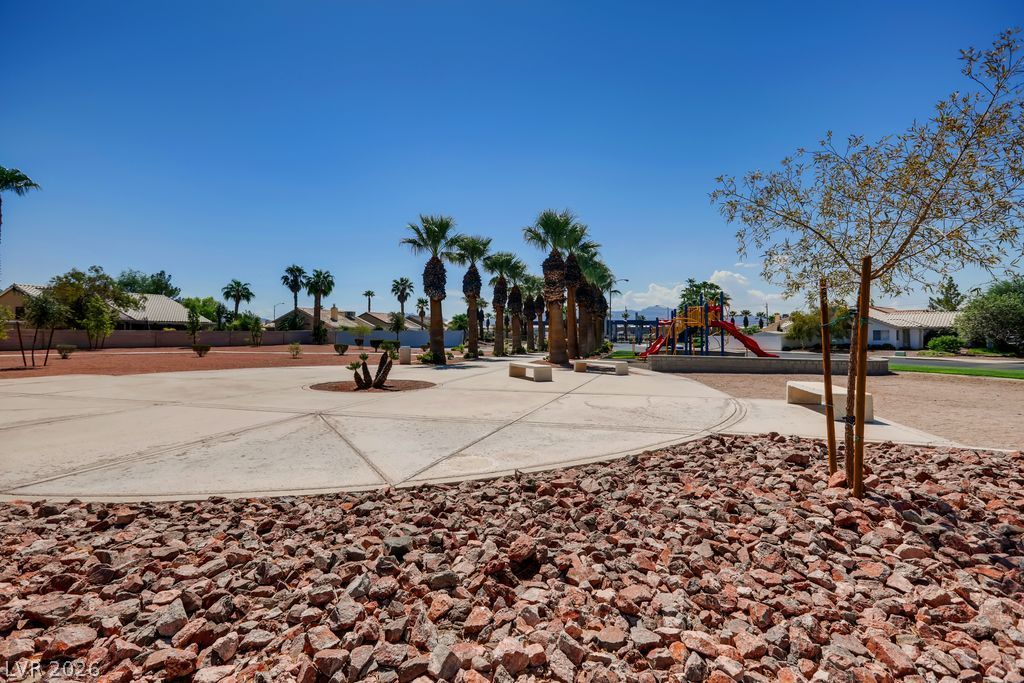 4714 Carmar Drive Property Photo 40