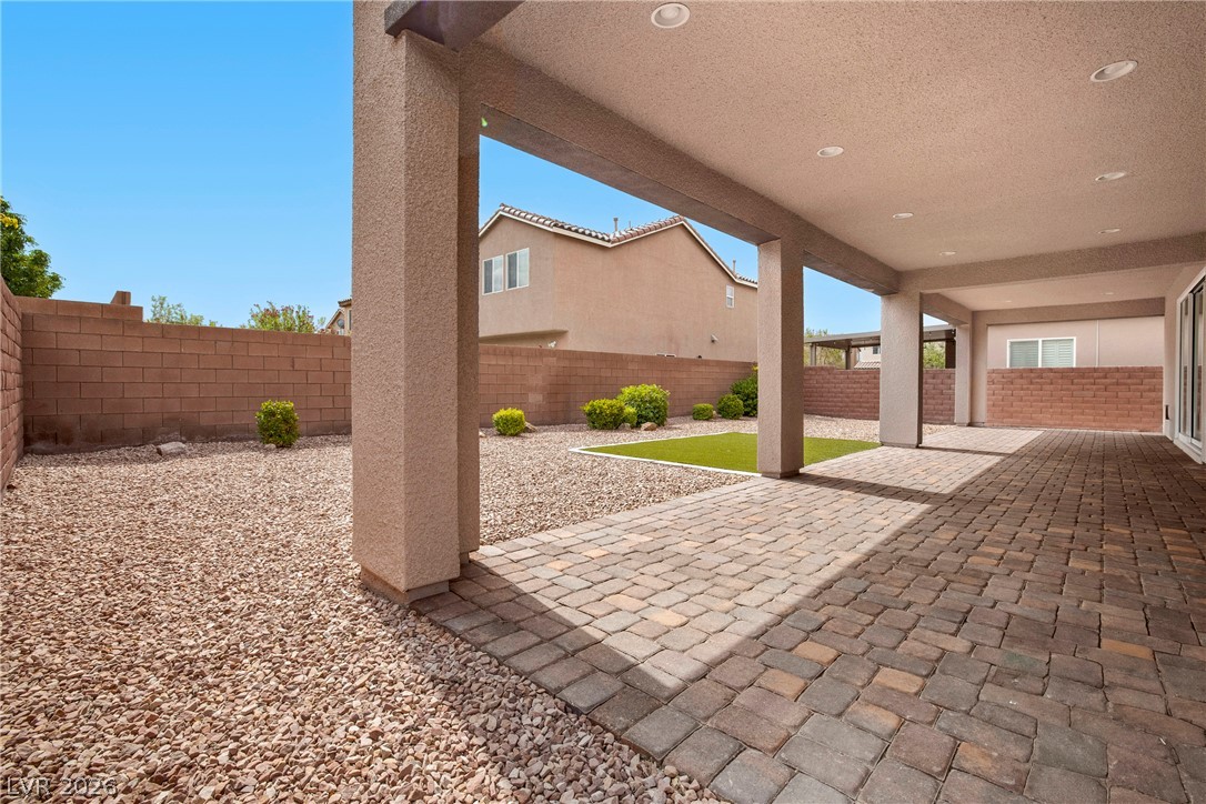 10358 Planter Box Street Property Photo 10