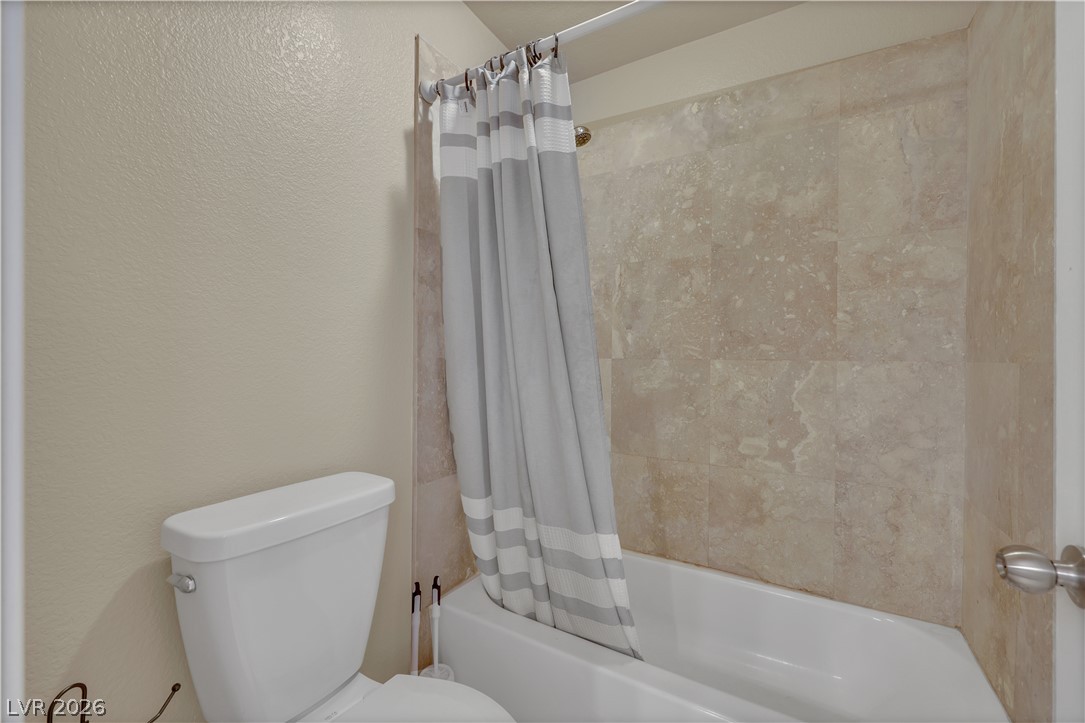 9229 Valador Avenue Property Photo 45