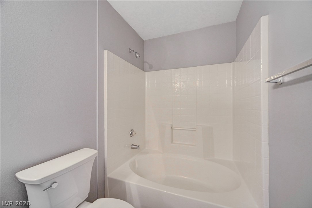 3425 East Russell Road 223 Property Photo 24
