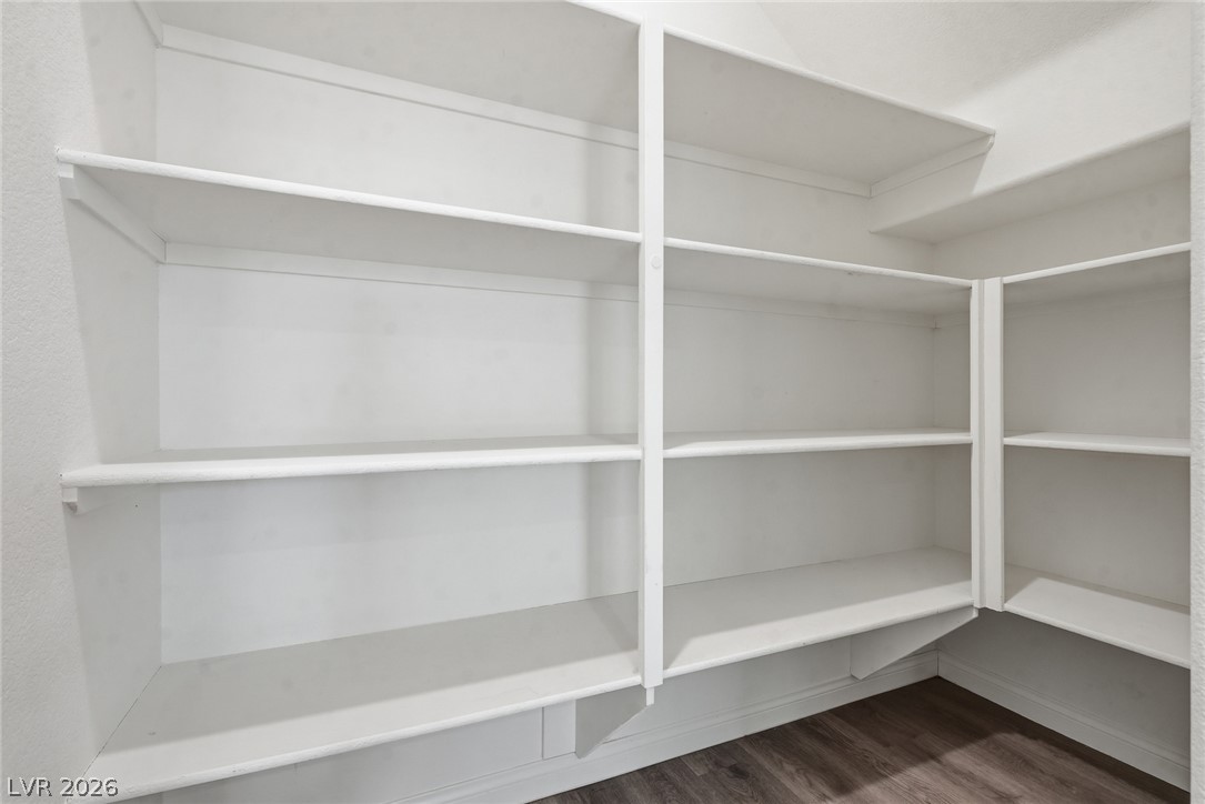 4706 Turquoise Cliffs Avenue Property Photo 11