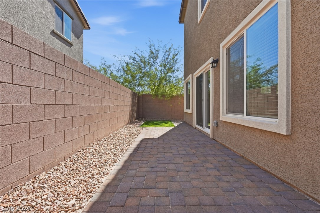 4706 Turquoise Cliffs Avenue Property Photo 25