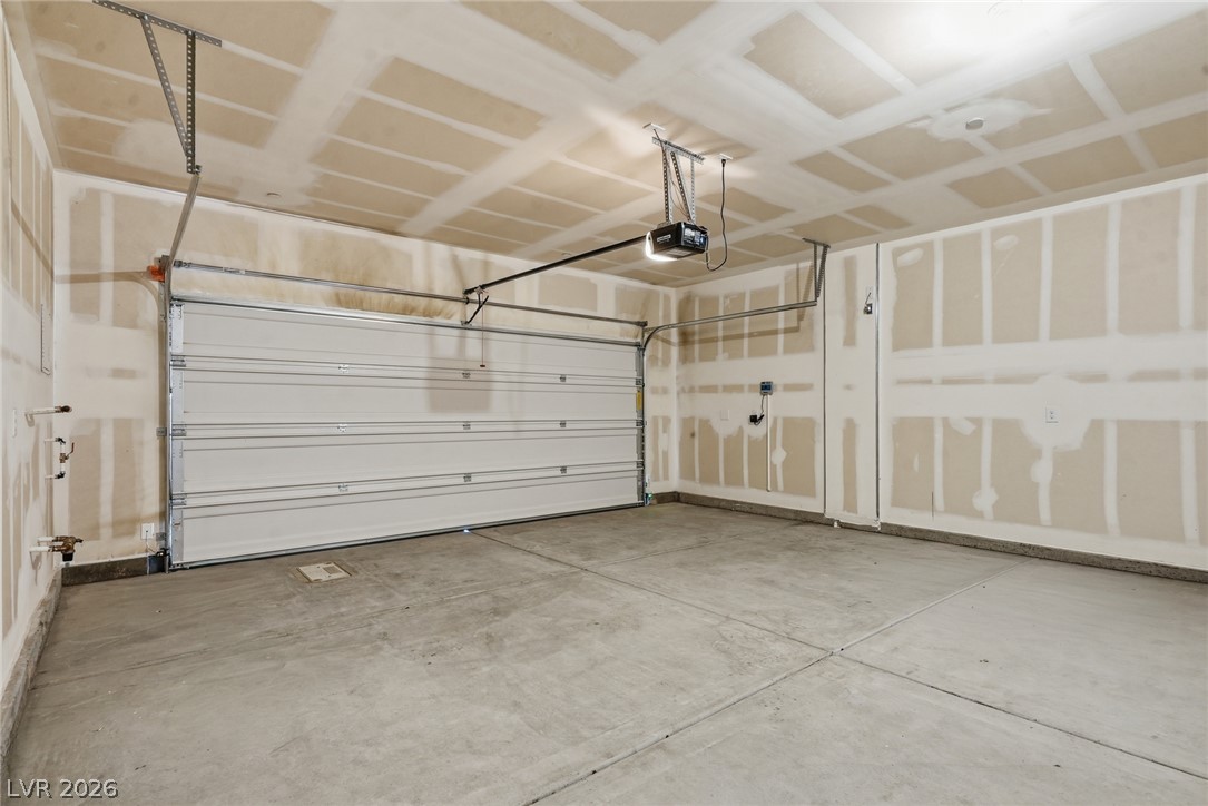 4706 Turquoise Cliffs Avenue Property Photo 28