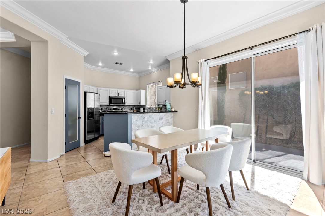 174 Twin Towers Avenue Property Photo 13