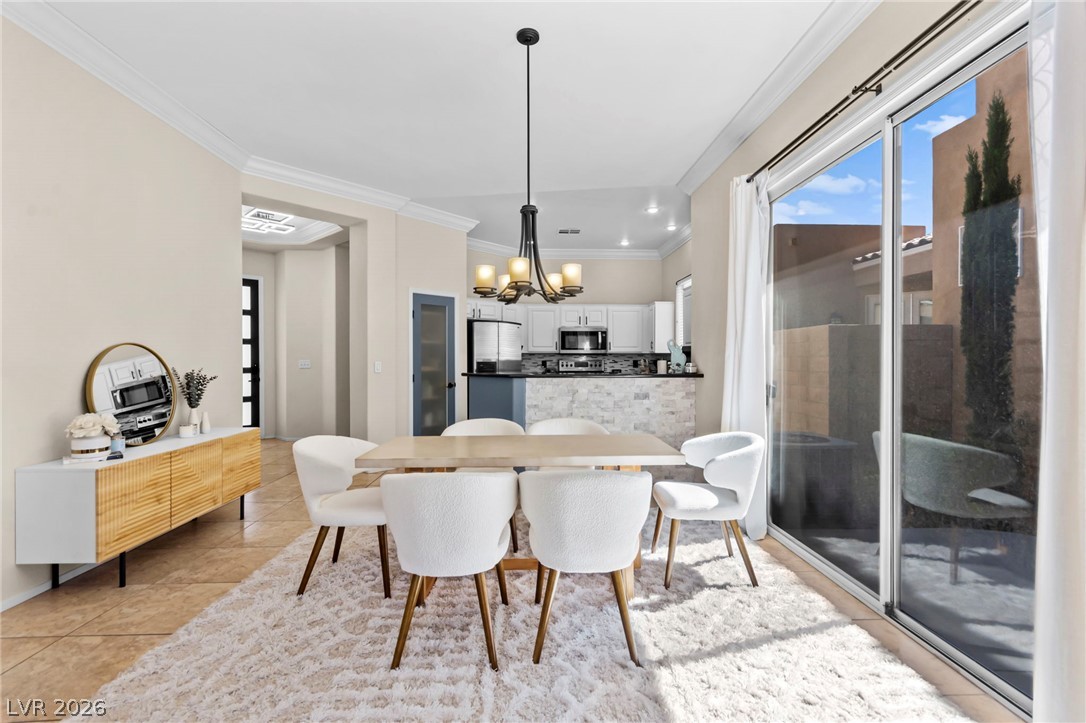 174 Twin Towers Avenue Property Photo 14