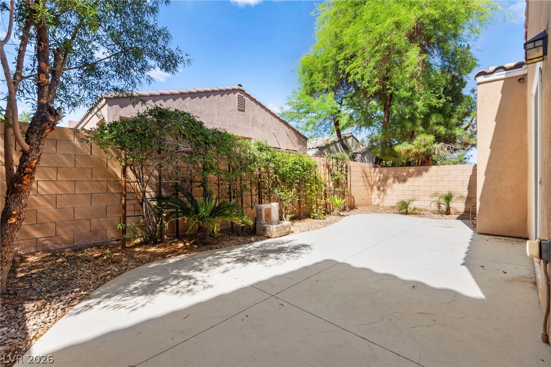 174 Twin Towers Avenue Property Photo 22