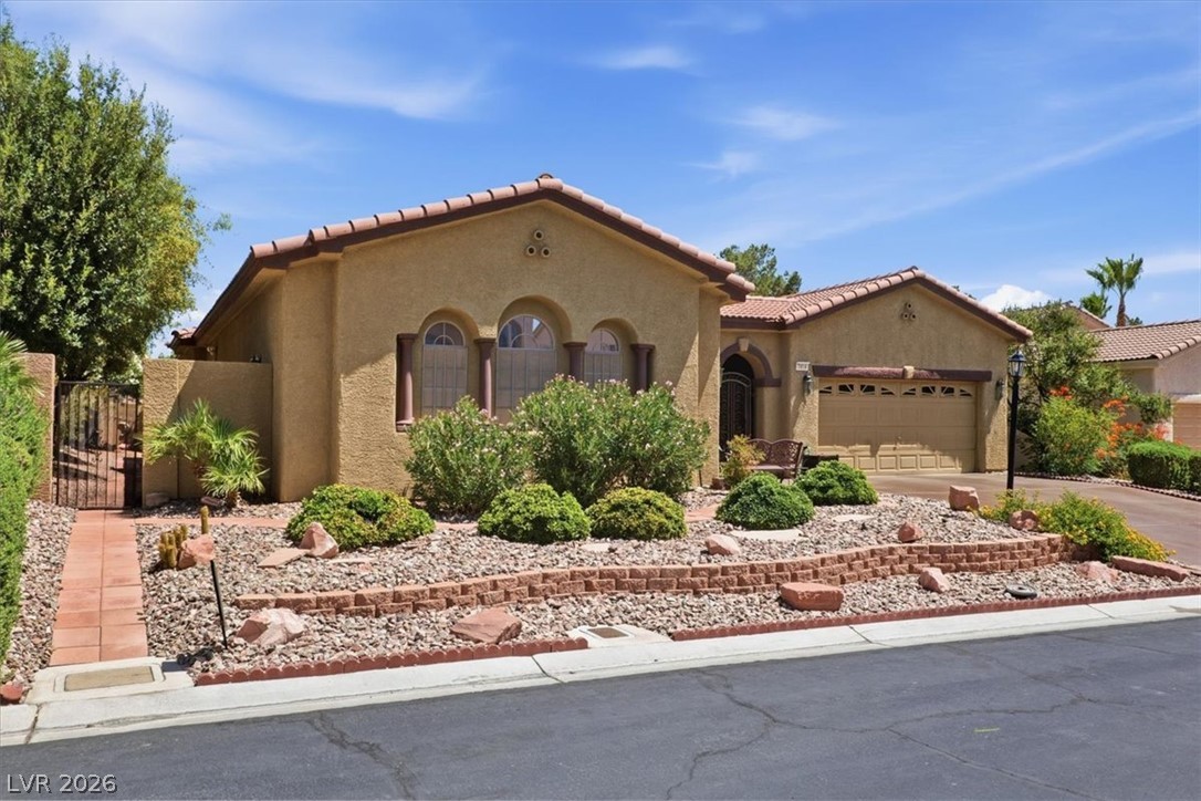 7414 Wild Horse Mesa Drive Property Photo 3