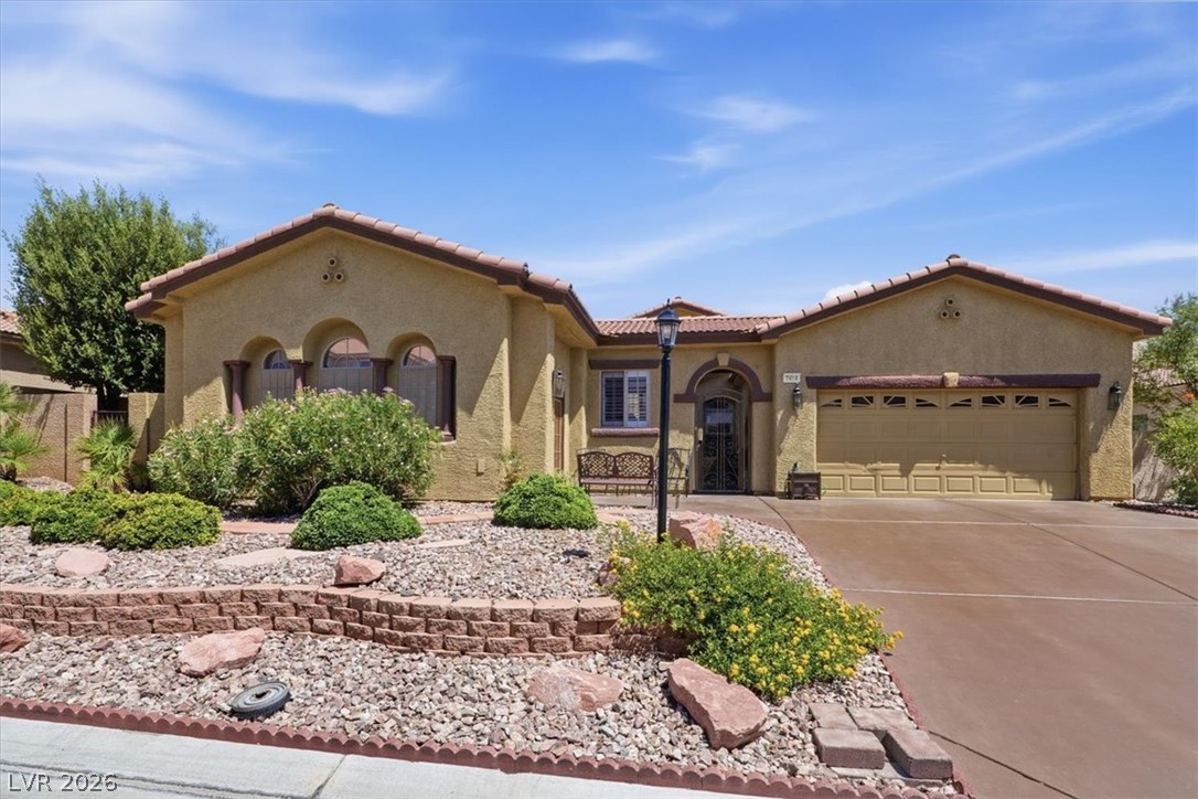 7414 Wild Horse Mesa Drive Property Photo 4