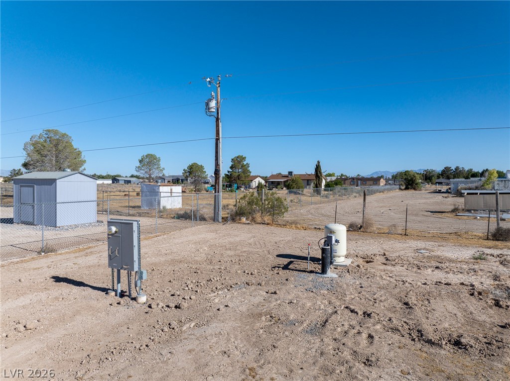 3361 East Navajo Boulevard Property Photo 3