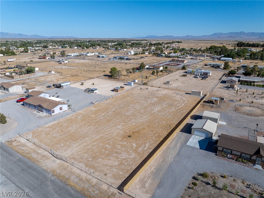 3361 East Navajo Boulevard Property Photo 6
