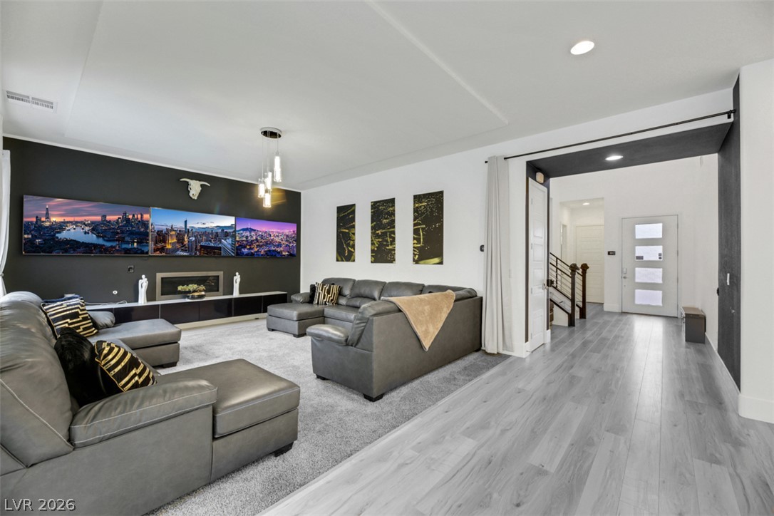 8117 Aster Meadow Way Property Photo 10