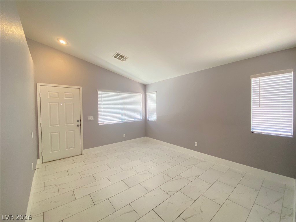 4633 Swaying Ferns Drive Property Photo 4