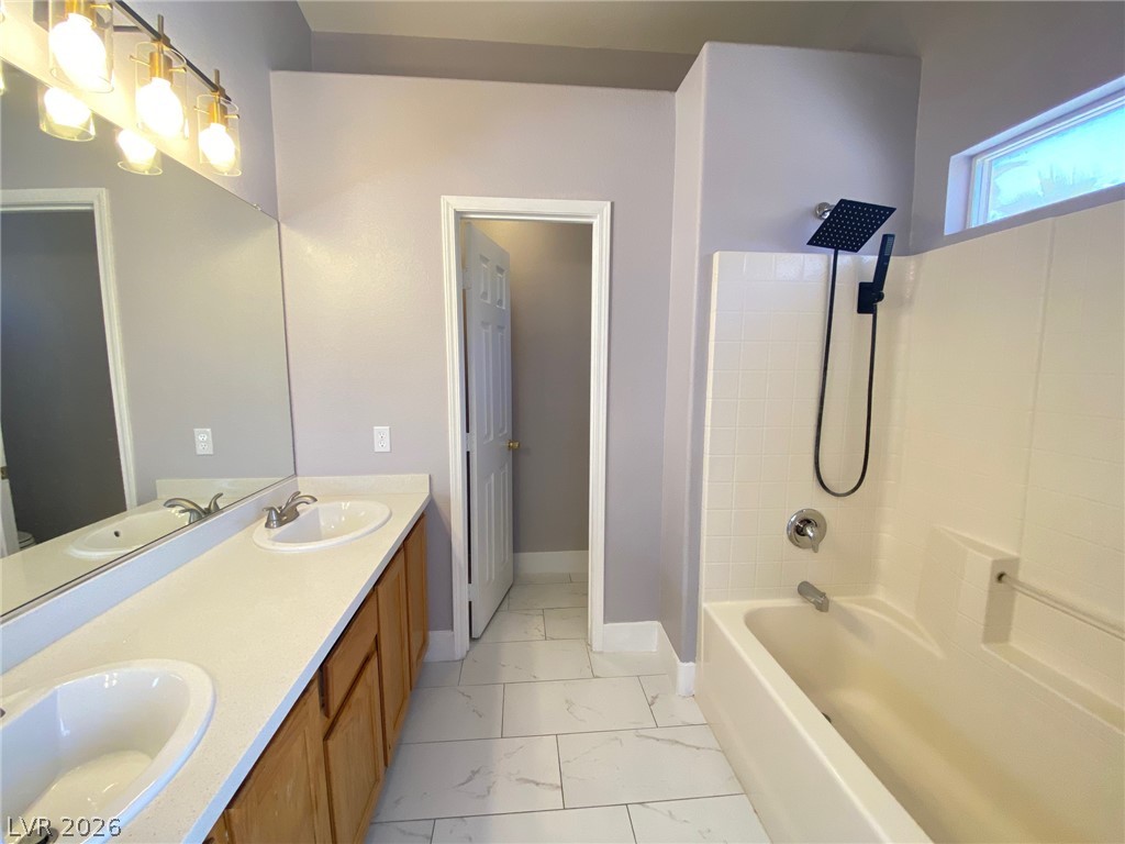4633 Swaying Ferns Drive Property Photo 18