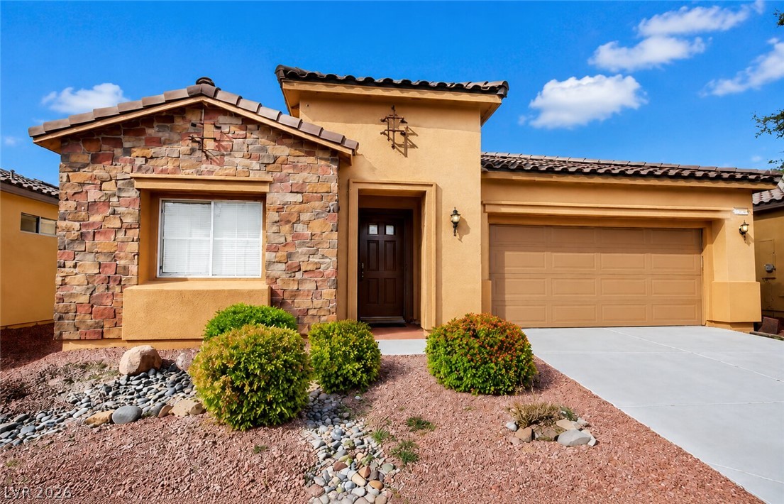 4780 Lorenzo Way Property Photo 1