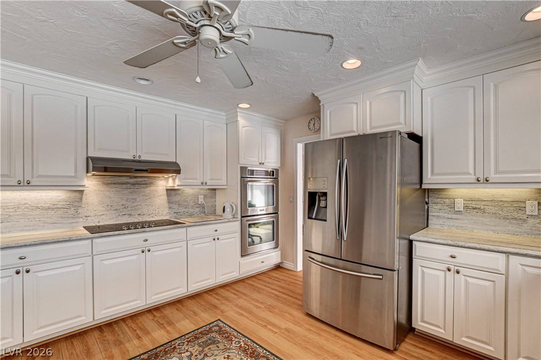 3753 Meadowcrest Drive Property Photo 29
