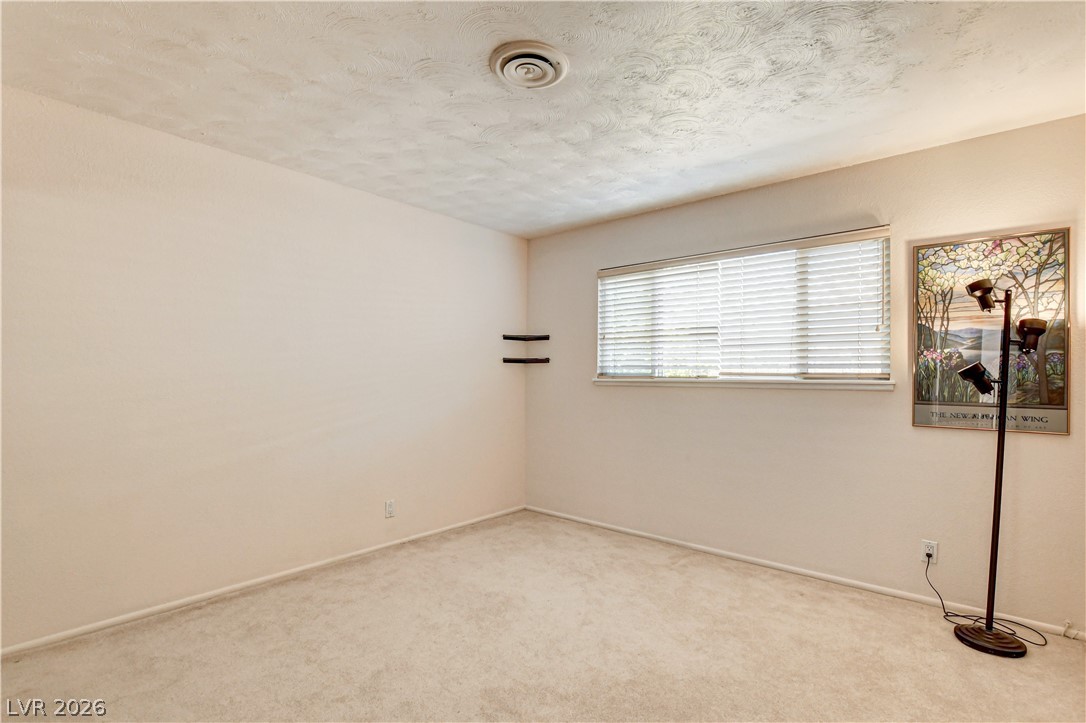 3753 Meadowcrest Drive Property Photo 44