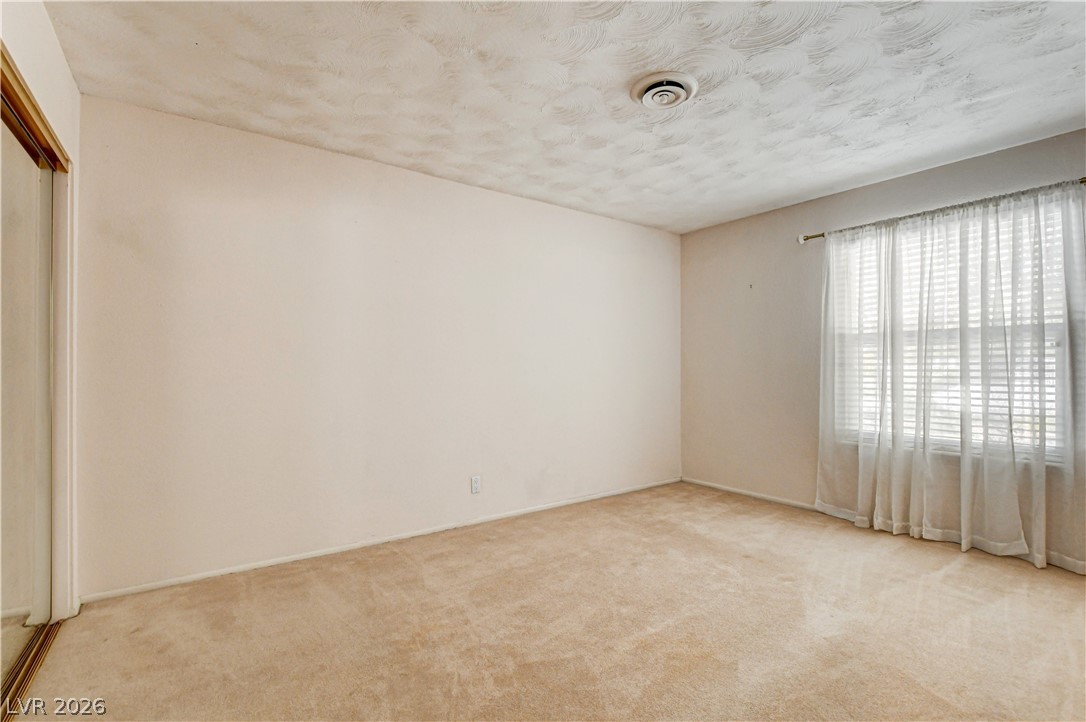 3753 Meadowcrest Drive Property Photo 49