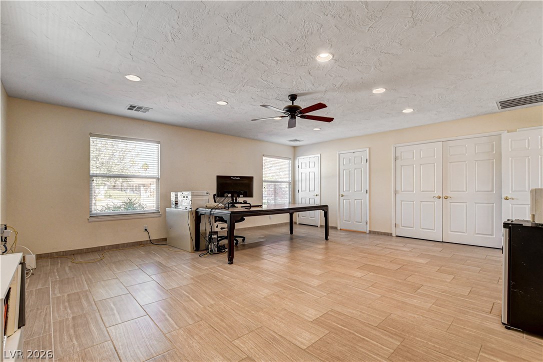 3753 Meadowcrest Drive Property Photo 54