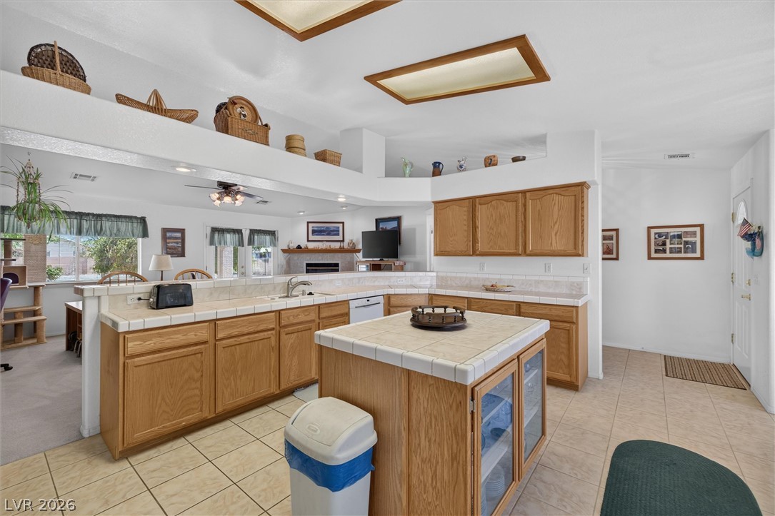 680 East Jaybird Street Property Photo 14
